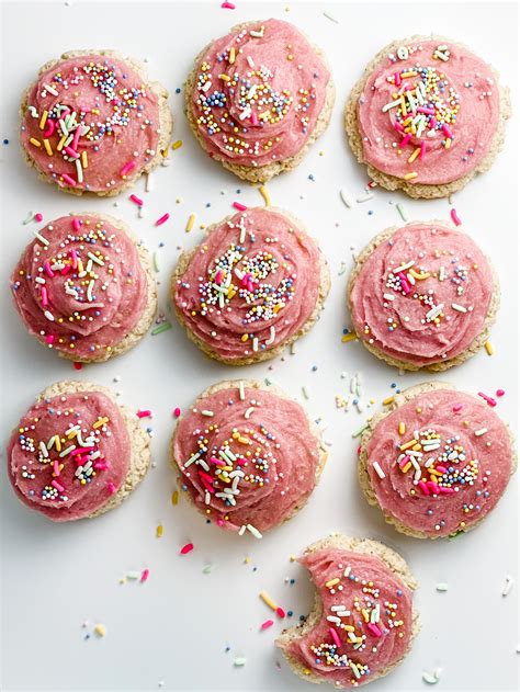 How does Frosted Sugar Cookies fit into your Daily Goals - calories, carbs, nutrition