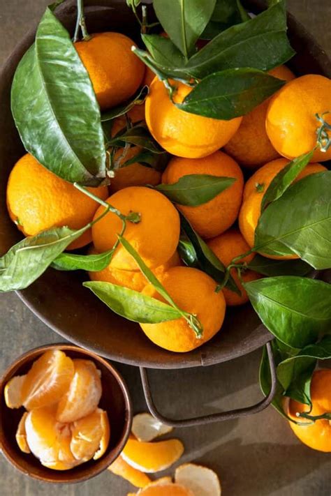 How does Fruit Naturals Mandarin Oranges fit into your Daily Goals - calories, carbs, nutrition