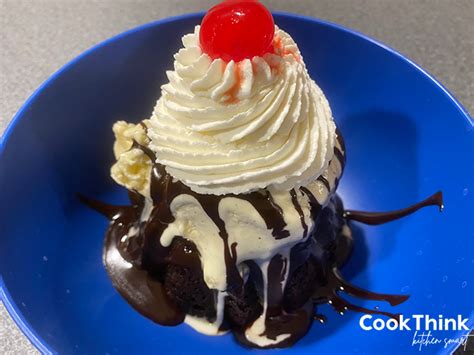 How does Fudge Brownie Molten Cake Sundae fit into your Daily Goals - calories, carbs, nutrition