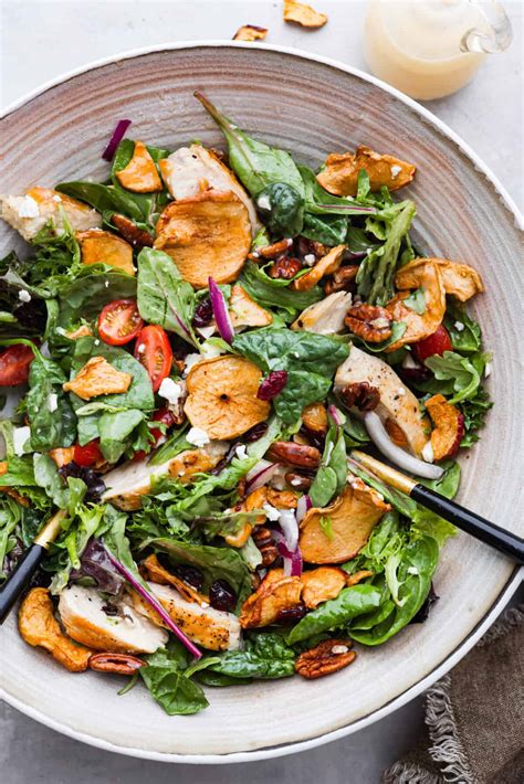 How does Fuji Apple Chicken Salad fit into your Daily Goals - calories, carbs, nutrition