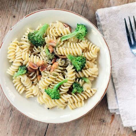 How does Fusilli with Fresh Broccoli fit into your Daily Goals - calories, carbs, nutrition