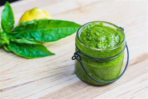 How does Garden Pesto Press-atta fit into your Daily Goals - calories, carbs, nutrition