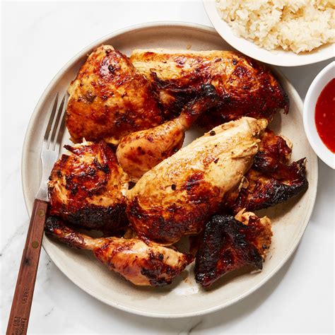 How does Garlic Black Pepper Rotisserie Chicken fit into your Daily Goals - calories, carbs, nutrition