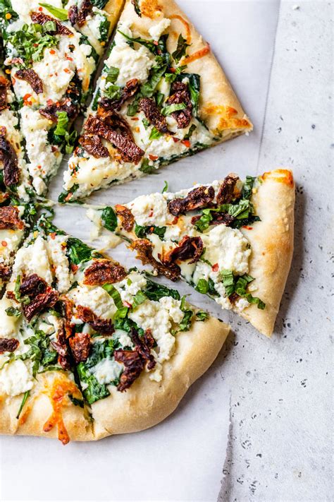 How does Garlic Ricotta Pizza fit into your Daily Goals - calories, carbs, nutrition