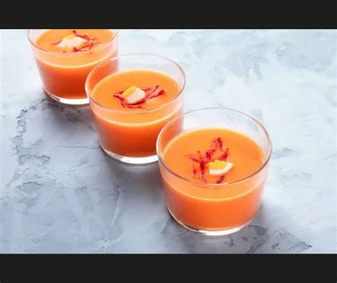 How does Gazpacho Anduluz 8 oz fit into your Daily Goals - calories, carbs, nutrition