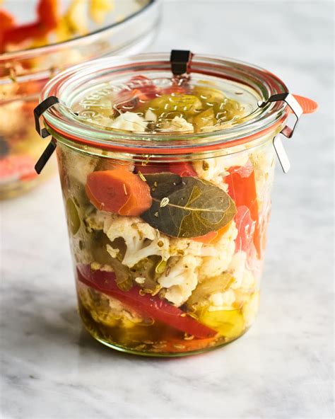 How does Giardiniera fit into your Daily Goals - calories, carbs, nutrition