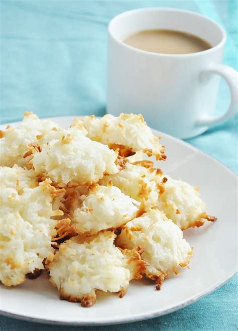 How does Gluten Free Coconut Macaroons fit into your Daily Goals - calories, carbs, nutrition