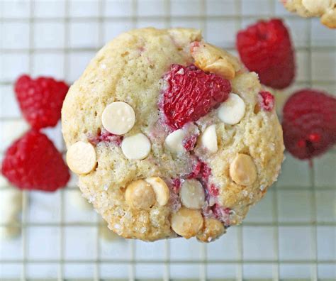 How does Gluten Free White Chocolate Raspberry Muffin fit into your Daily Goals - calories, carbs, nutrition