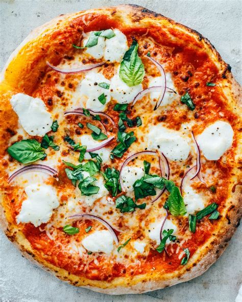 How does Goat Cheese Pizza fit into your Daily Goals - calories, carbs, nutrition