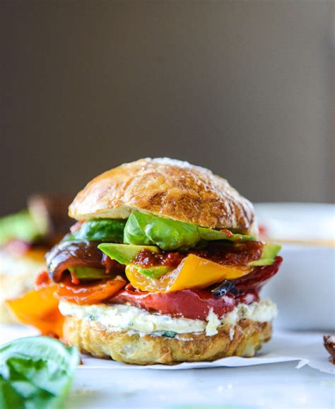 How does Goat Sliders fit into your Daily Goals - calories, carbs, nutrition