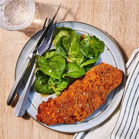 How does Golden Baked Pork Cutlet fit into your Daily Goals - calories, carbs, nutrition