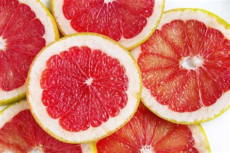 How does Grapefruit Halves fit into your Daily Goals - calories, carbs, nutrition