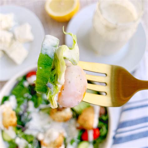 How does Greek Feta Dressing fit into your Daily Goals - calories, carbs, nutrition
