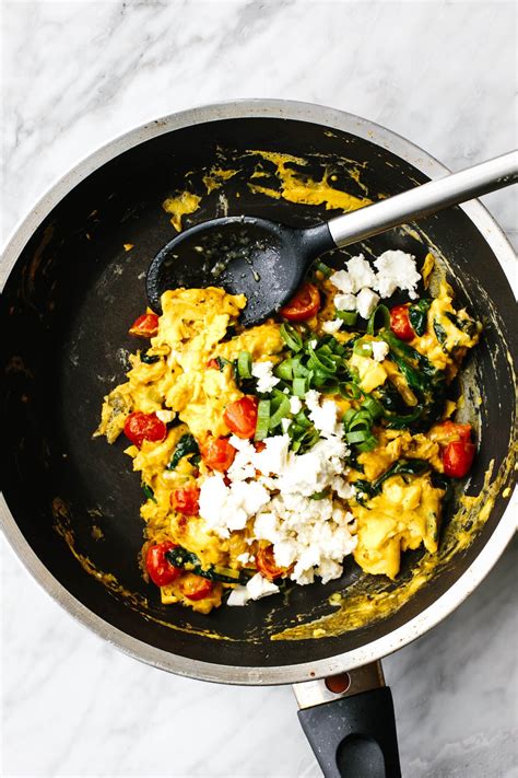 How does Greek Scramble fit into your Daily Goals - calories, carbs, nutrition