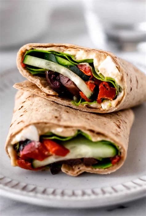 How does Greek Vegetable Wrap fit into your Daily Goals - calories, carbs, nutrition