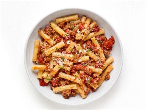 How does Greek Ziti with Lamb Ragu fit into your Daily Goals - calories, carbs, nutrition