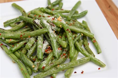 How does Green Beans Fresh Parmesan 4 oz fit into your Daily Goals - calories, carbs, nutrition