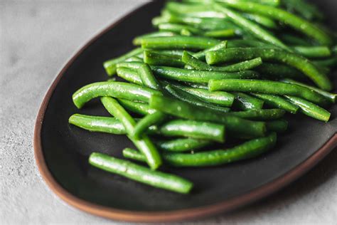 How does Green Beans Frozen Steamed 4 oz fit into your Daily Goals - calories, carbs, nutrition