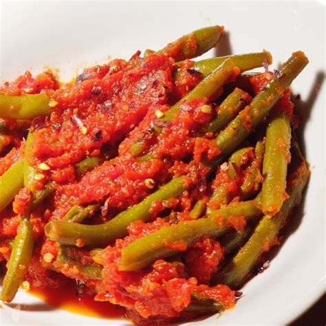 How does Green Beans Marinara fit into your Daily Goals - calories, carbs, nutrition