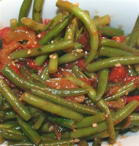 How does Green Beans w/Tomato, Garlic & Shallots fit into your Daily Goals - calories, carbs, nutrition