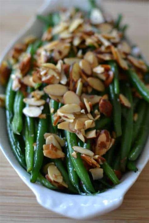 How does Green Beans with Toasted Almonds fit into your Daily Goals - calories, carbs, nutrition