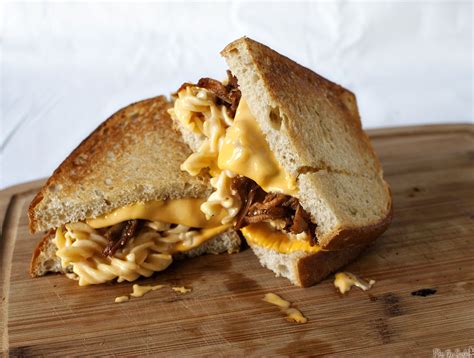 How does Grilled BBQ Pulled Pork Mac Cheese Sandwich fit into your Daily Goals - calories, carbs, nutrition