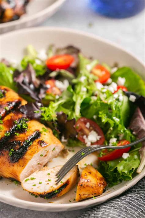 How does Grilled Chicken Breast with Cashew Sauce fit into your Daily Goals - calories, carbs, nutrition