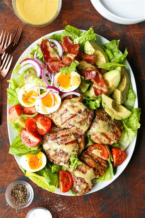 How does Grilled Chicken Cobb Salad fit into your Daily Goals - calories, carbs, nutrition