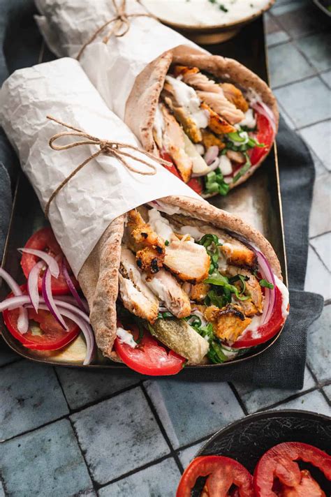 How does Grilled Chicken Shawarma fit into your Daily Goals - calories, carbs, nutrition