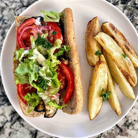 How does Grilled Eggplant Sandwich fit into your Daily Goals - calories, carbs, nutrition