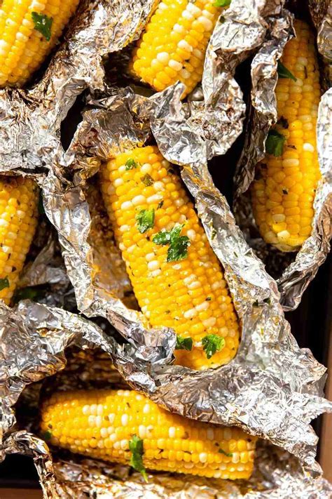 How does Grilled Garlic Herb Sweet Corn fit into your Daily Goals - calories, carbs, nutrition