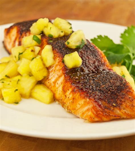 How does Grilled Salmon with Pineapple Salsa fit into your Daily Goals - calories, carbs, nutrition