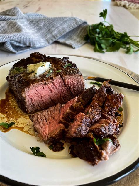 How does Grilled Tenderloin Steaks fit into your Daily Goals - calories, carbs, nutrition