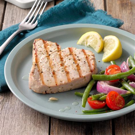 How does Grilled Tequila Tuna fit into your Daily Goals - calories, carbs, nutrition