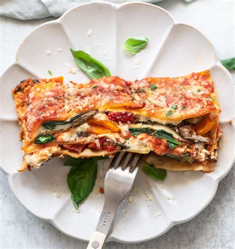 How does Grilled Vegetable Lasagna fit into your Daily Goals - calories, carbs, nutrition