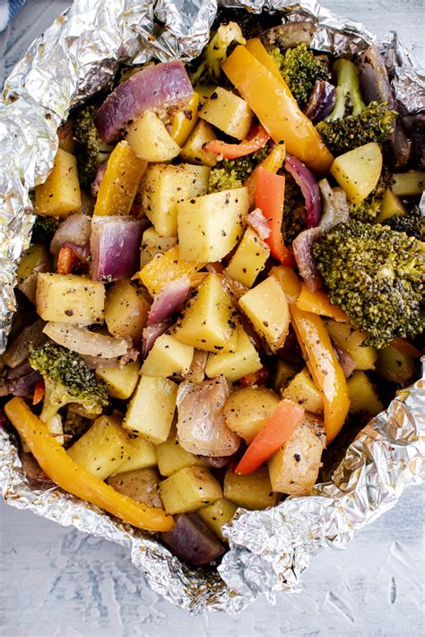 How does Grilled Vegetables fit into your Daily Goals - calories, carbs, nutrition