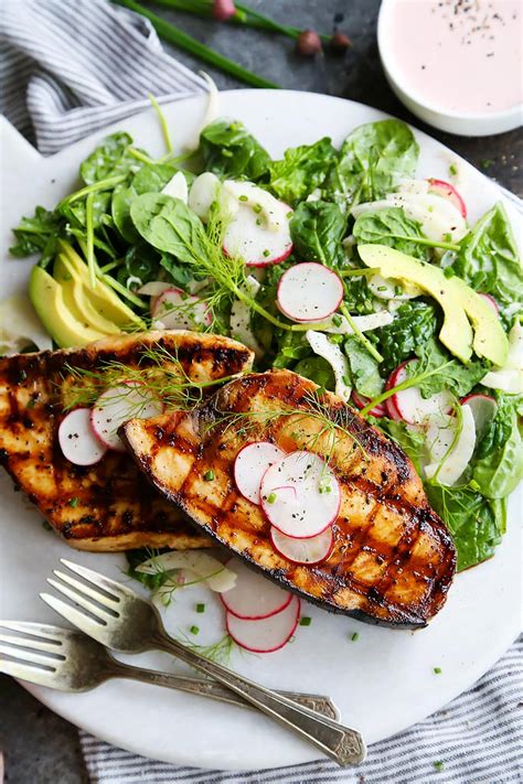 How does Grilled Vietnamese Swordfish fit into your Daily Goals - calories, carbs, nutrition