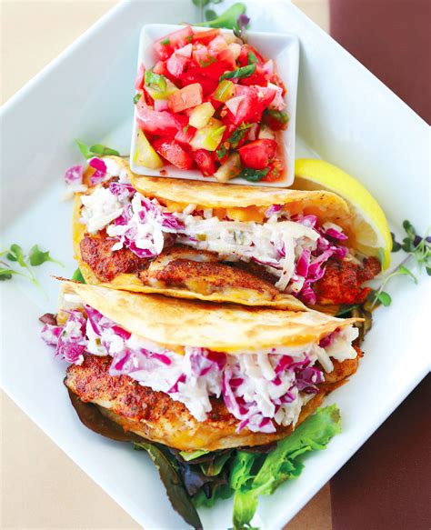 How does Grouper Taco fit into your Daily Goals - calories, carbs, nutrition