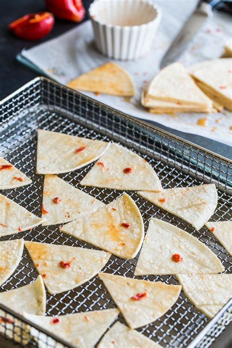 How does Habanero Lime Tortilla fit into your Daily Goals - calories, carbs, nutrition
