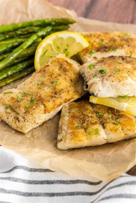 How does Haddock Fillet with Asparagus and Pecan-Brown Rice fit into your Daily Goals - calories, carbs, nutrition