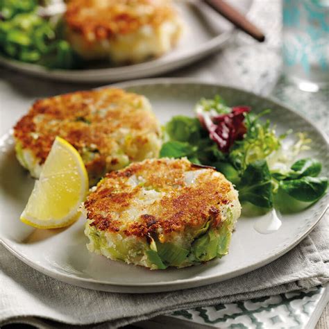 How does Haddock and leek cakes fit into your Daily Goals - calories, carbs, nutrition