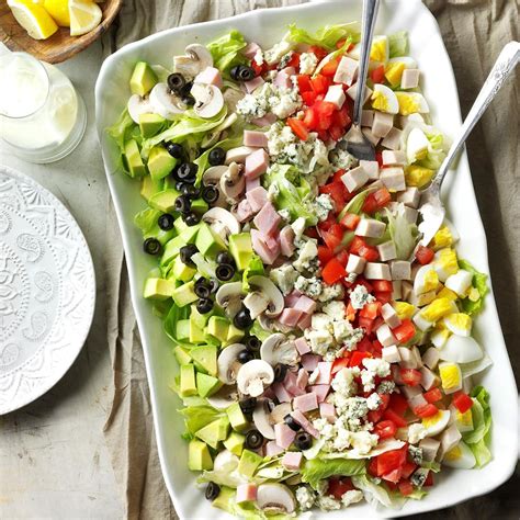 How does Half Classic Salad fit into your Daily Goals - calories, carbs, nutrition