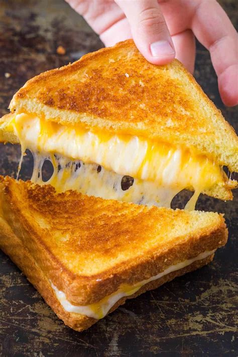 How does Half Grilled Cheese fit into your Daily Goals - calories, carbs, nutrition