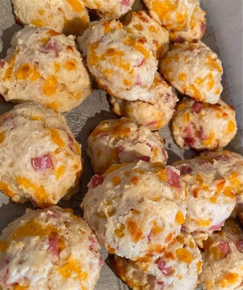 How does Ham n Cheese Bites (29826.0) fit into your Daily Goals - calories, carbs, nutrition