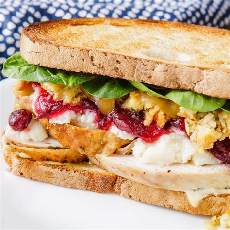 How does Happy Holiday Turkey Sandwich fit into your Daily Goals - calories, carbs, nutrition