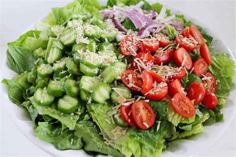 How does Hearts of Romaine Salad fit into your Daily Goals - calories, carbs, nutrition