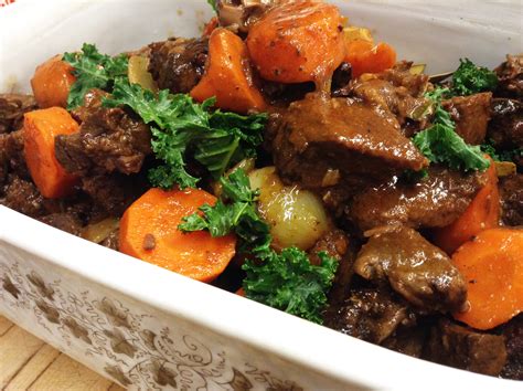 How does Hearty Beef Stew fit into your Daily Goals - calories, carbs, nutrition