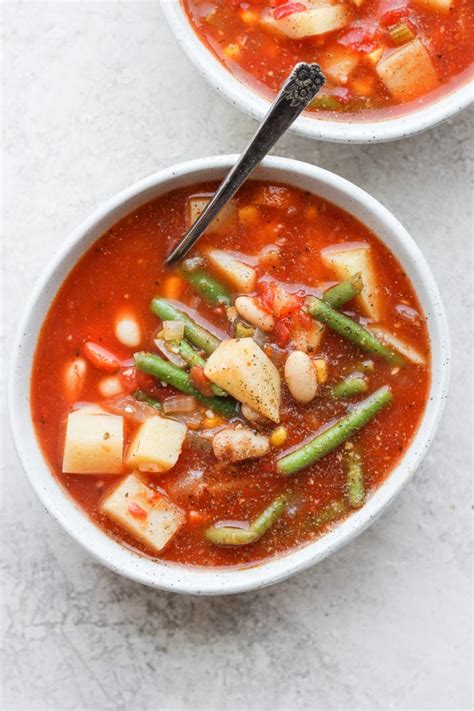 How does Hearty Vegetable Soup fit into your Daily Goals - calories, carbs, nutrition