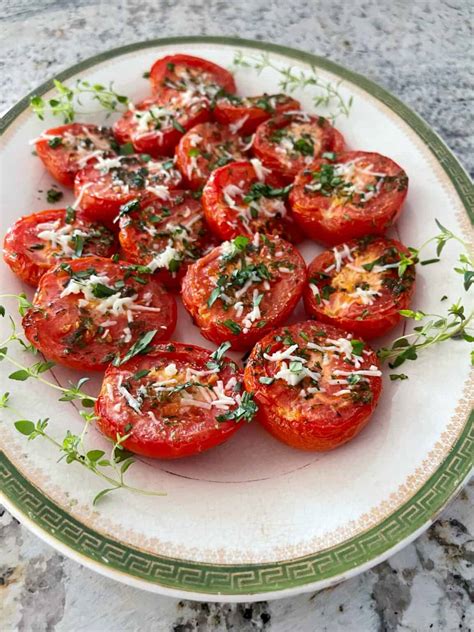 How does Herb Broiled Tomatoes fit into your Daily Goals - calories, carbs, nutrition
