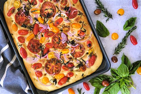 How does Herb Focaccia fit into your Daily Goals - calories, carbs, nutrition